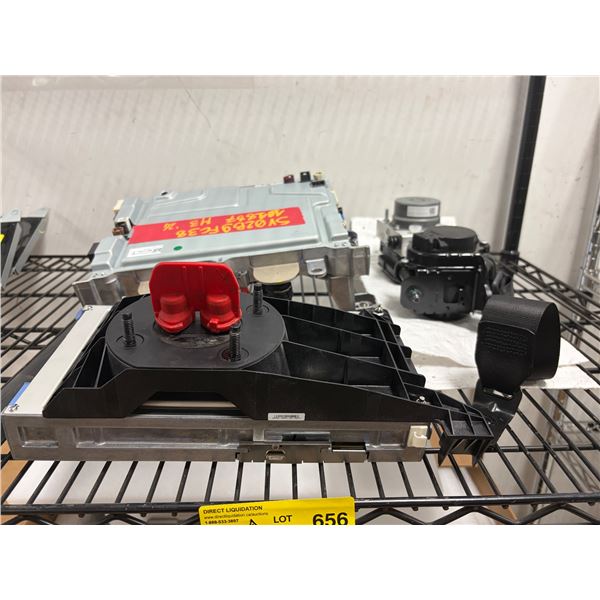 L2 - Group - Brand New Model 3 Media Control Unit / Fuse Car Media Control Unit, etc.