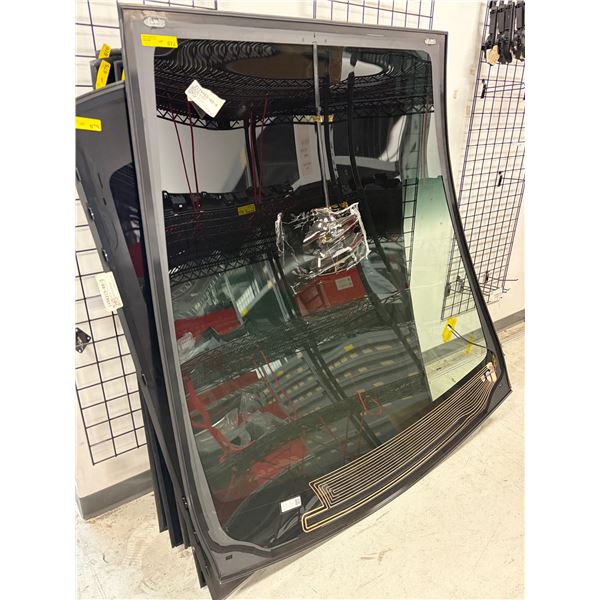 L2 - Tesla MODEL X Windshield Assy - 2139463-00-A