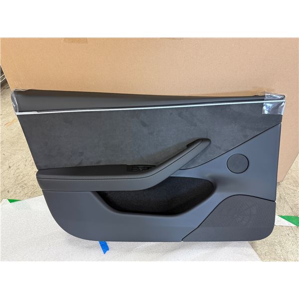 L2 - BNIB OEM Tesla Highland Door trim Assembly LH - Part#: 1776731-22-E