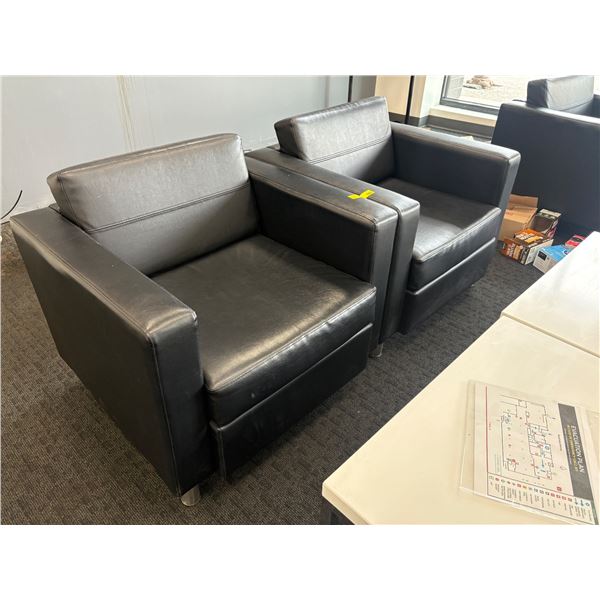 L2 - Pair of Contemporary Black Leather Club Chairs