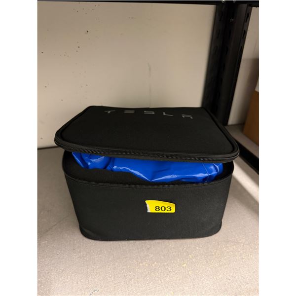 L2 - Tesla Trailer Hitch Receiver Component