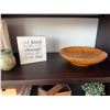 Image 2 : Decorative Shelf Décor Collection