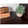 Image 5 : Decorative Shelf Décor Collection