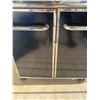Image 5 : Weber Genesis Stainless Steel Propane BBQ Grill with Cover