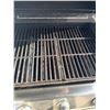 Image 9 : Weber Genesis Stainless Steel Propane BBQ Grill with Cover