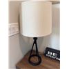 Image 3 : Modern Black Metal Table Lamp With Fabric Shade