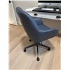 Image 4 : Modern Grey Faux Leather Swivel Office Chair with Casters