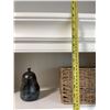 Image 3 : White Desk and Bookshelf Set With Drawers and Decorations