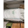 Image 1 : Bamboo Duvet Queen with Pillow and Hanging Shoe Organizer