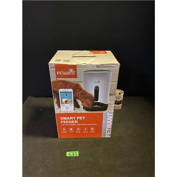 Smart pet feeder for cats and small to medium sized dogs
