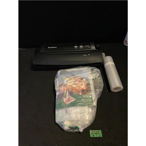 Food Sealer by Food Server with bags