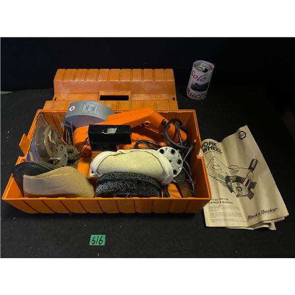 Black & Decker Work Wheel power stripper/ sander kit