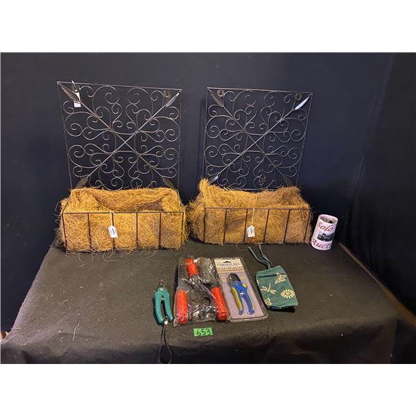 Lot of garden items