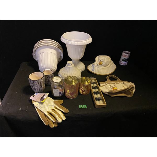 Lot of garden items