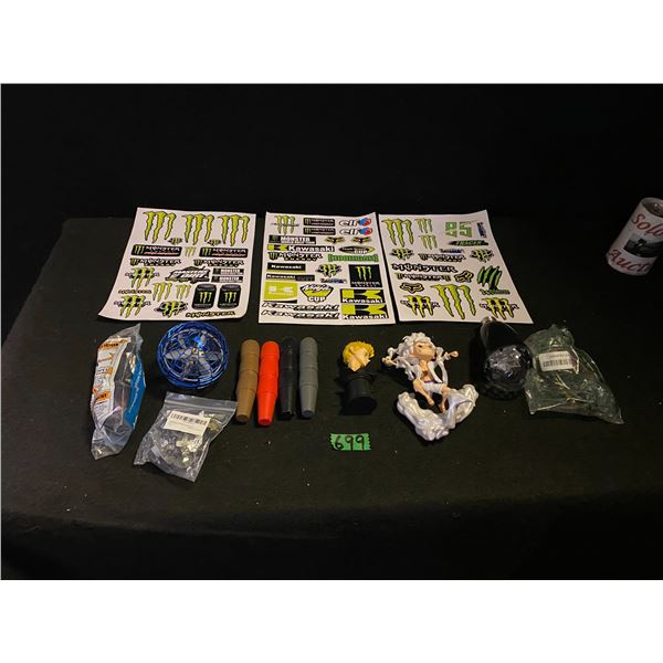 Assorted lot of collectables