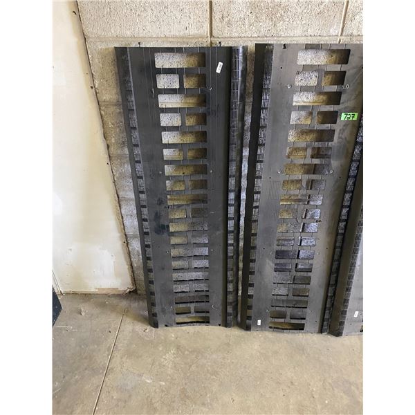 4 Plastic Roof Vents