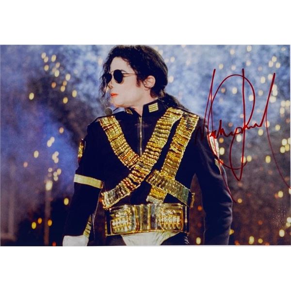 Dallas Priscilla Presley signed photo