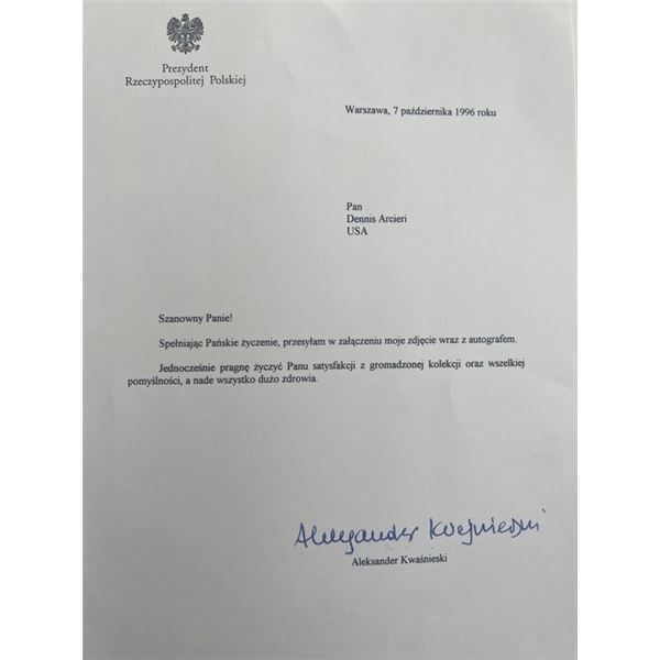 Former Polish President Aleksander Kwaśniewski signed letter