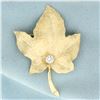 Image 1 : Maple Leaf Diamond Brooch Pin in 14K Yellow Gold