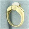 Image 3 : Opal and Diamond Ring in 18k Yellow Gold
