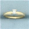 Image 1 : Emerald Shaped Diamond Solitaire Engagement Ring in 14k Yellow Gold