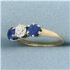Image 2 : Antique Old European Diamond and Spinel 3-Stone Ring in 14k Yellow Gold
