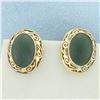 Image 1 : Vintage Jade Screw Back Non Pierced Ears Filigree Earrings in 14k Yellow Gold