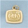 Image 1 : Family Charm or Pendant in 14k Yellow Gold