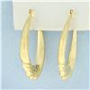 Image 2 : Large Oval Twisting Design Hoop Earrings in 14k Yellow Gold