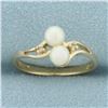 Image 1 : Cultured Pearl and Diamond Ring in 10k Yellow Gold