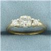 Image 1 : 3 Stone Diamond Engagement Ring in 14k Yellow Gold