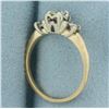 Image 3 : 3 Stone Diamond Engagement Ring in 14k Yellow Gold