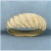 Image 1 : Scalloped Dome Ring in 14k Yellow Gold