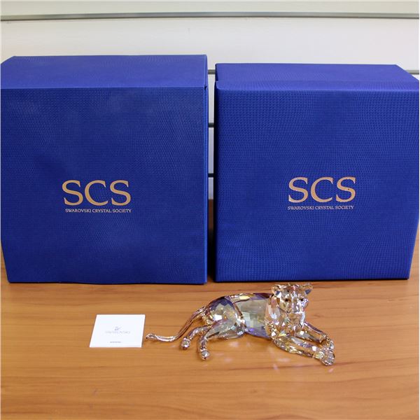 Swarovski Crystal 5135895 SCS Lion Mother Annual Edition Figurine  with Box