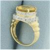Image 3 : Citrine and Diamond Ring in 10k Yellow Gold