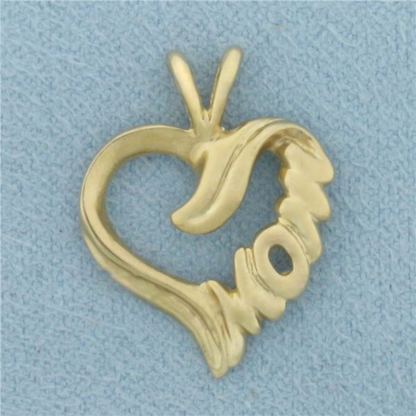 Mom Heart Pendant in 10k Yellow Gold