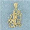 Image 1 : Number One #1 Mom Pendant in 14k Yellow Gold