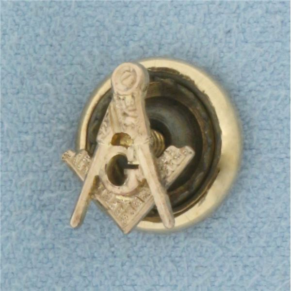 Vintage Masonic Pin in 10k Yellow Gold