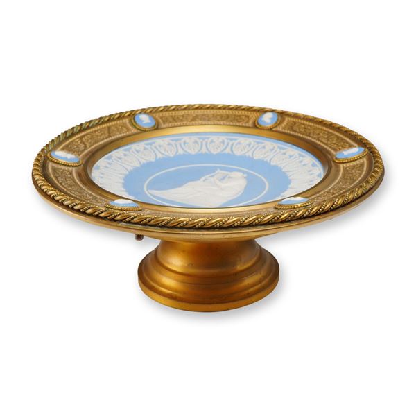Victorian Wedgwood Mounted Plate in Brass Tazza, circa 1850-1860