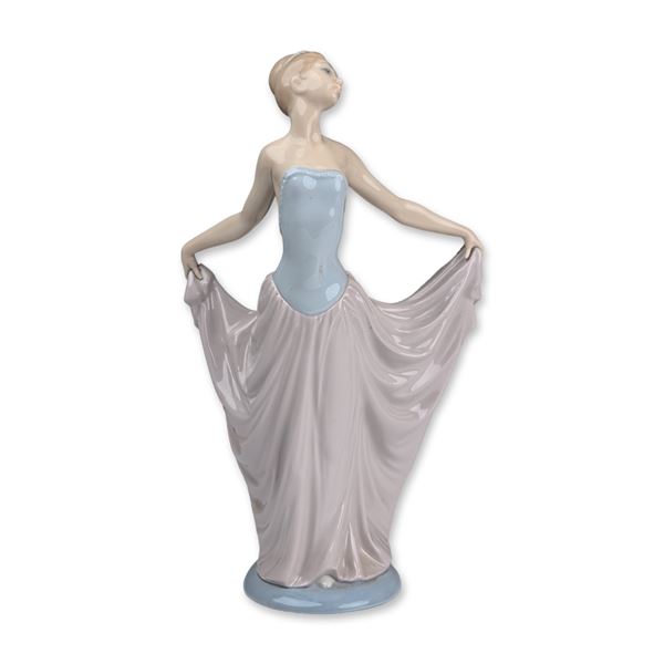 Lladro Porcelain Figurine, Dancer 01005050