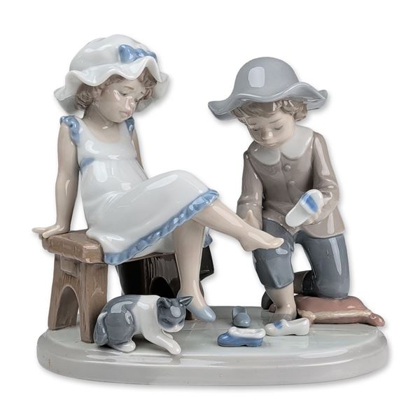 Lladro Glazed Porcelain Figurine, Try This One 01005361