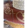 Image 5 : Antique Curved Glass Curio Cabinet