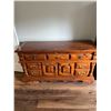 Image 1 : Huppe Chest