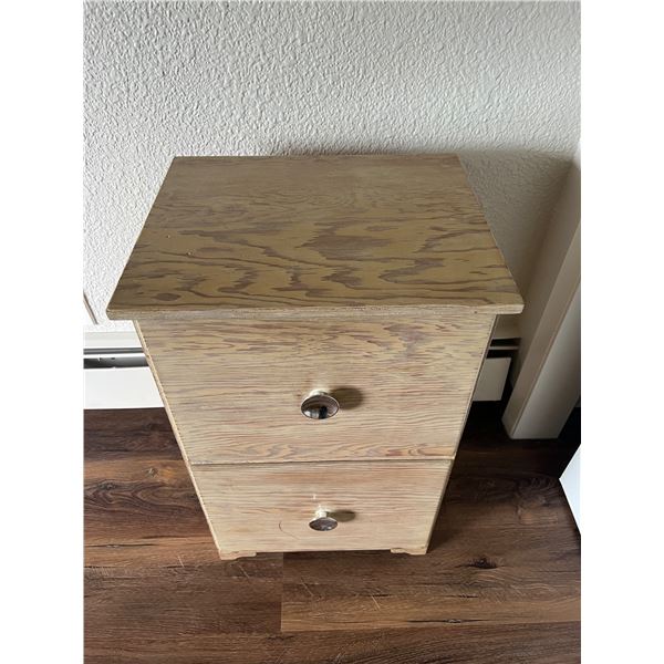 2 Drawer Nightstand