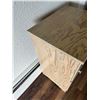 Image 2 : 2 Drawer Nightstand