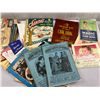 Image 4 : Vintage Magazines and Art Prints