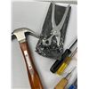 Image 2 : Household Tools