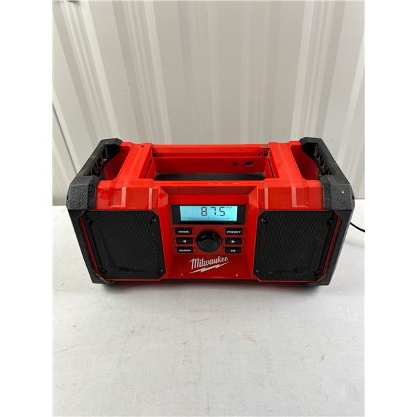 Milwaukee Jobsite Radio