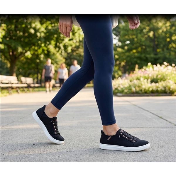 Skechers Swift Fit Black Sneakers Size 6 Ladies