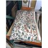 Image 2 : Ruggable Washable Area Rug Floral Pattern
